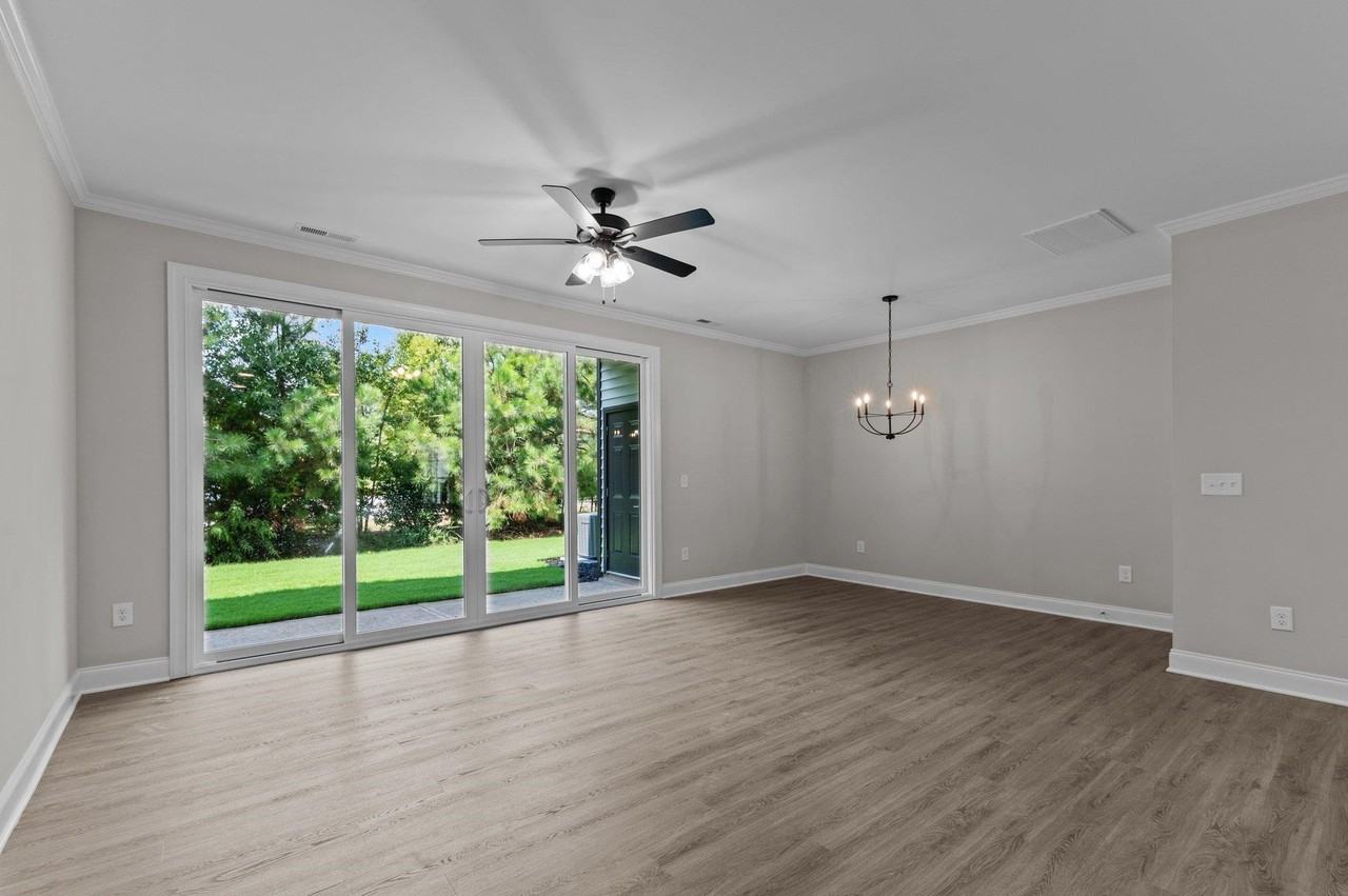 607 Marshskip Way - Photo 5 of 14
