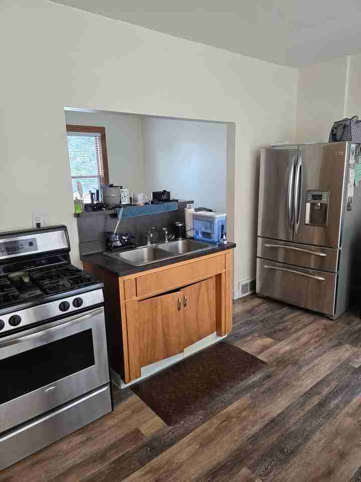 6031 Portland Ave #1 - Photo 4 of 6
