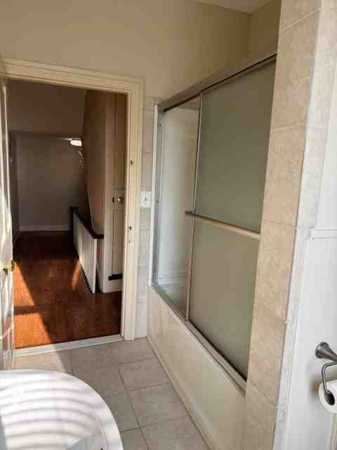727 N New St 2nd Fl #2 - Photo 5 of 8
