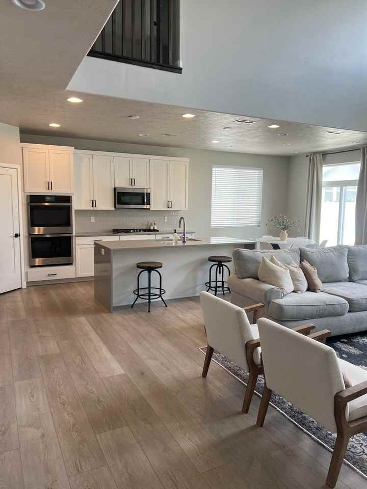 887 Sw - Photo 5 of 20