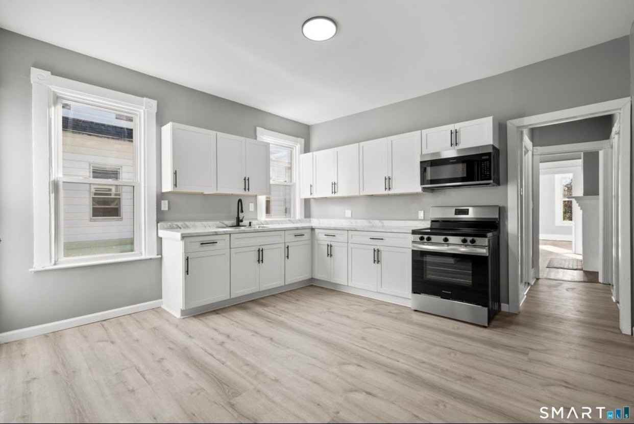 362 Sigourney St #2 - Photo 2 of 12
