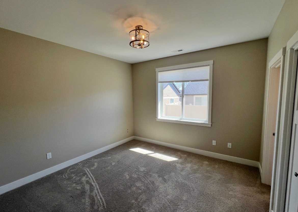 6330 Beckville Ln - Photo 6 of 8