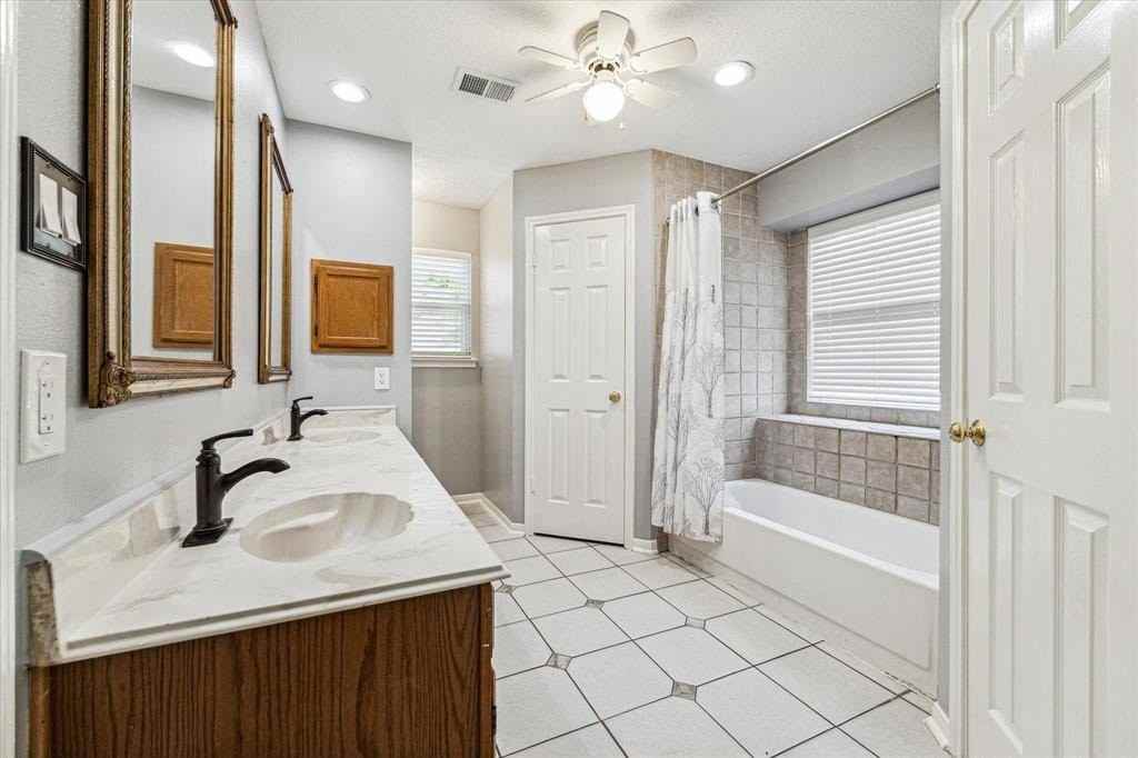 9414 Twilight Moon Dr - Photo 5 of 10