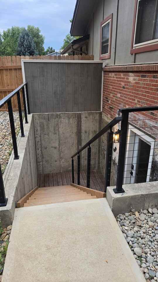 912 S Pratt Pkwy #B - Photo 4 of 18
