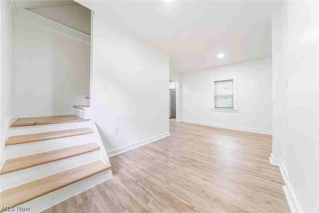 2053 W 45th St - Photo 6 of 13