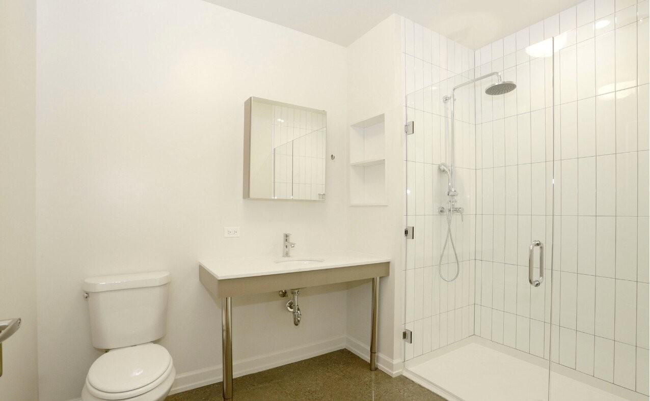 103 W Chicago Ave - Photo 2 of 6