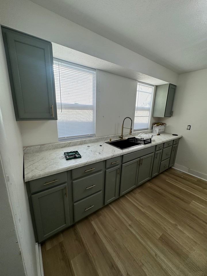 5124 Evans St - Photo 4 of 16