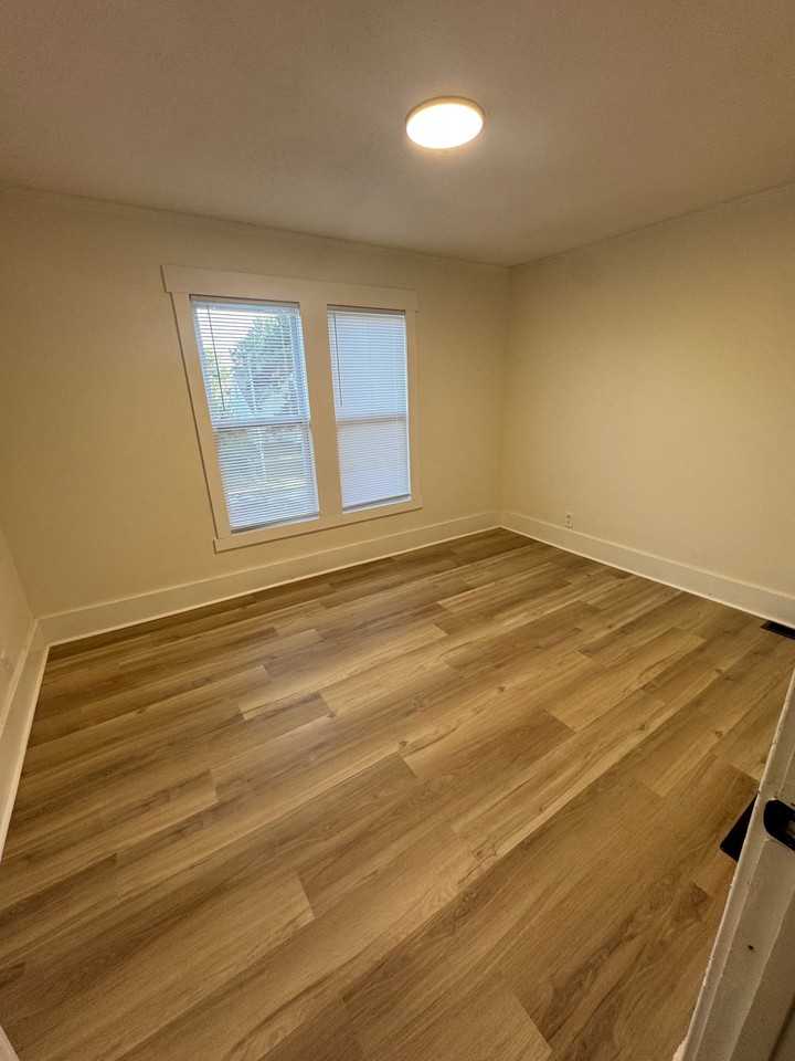 5124 Evans St - Photo 7 of 16