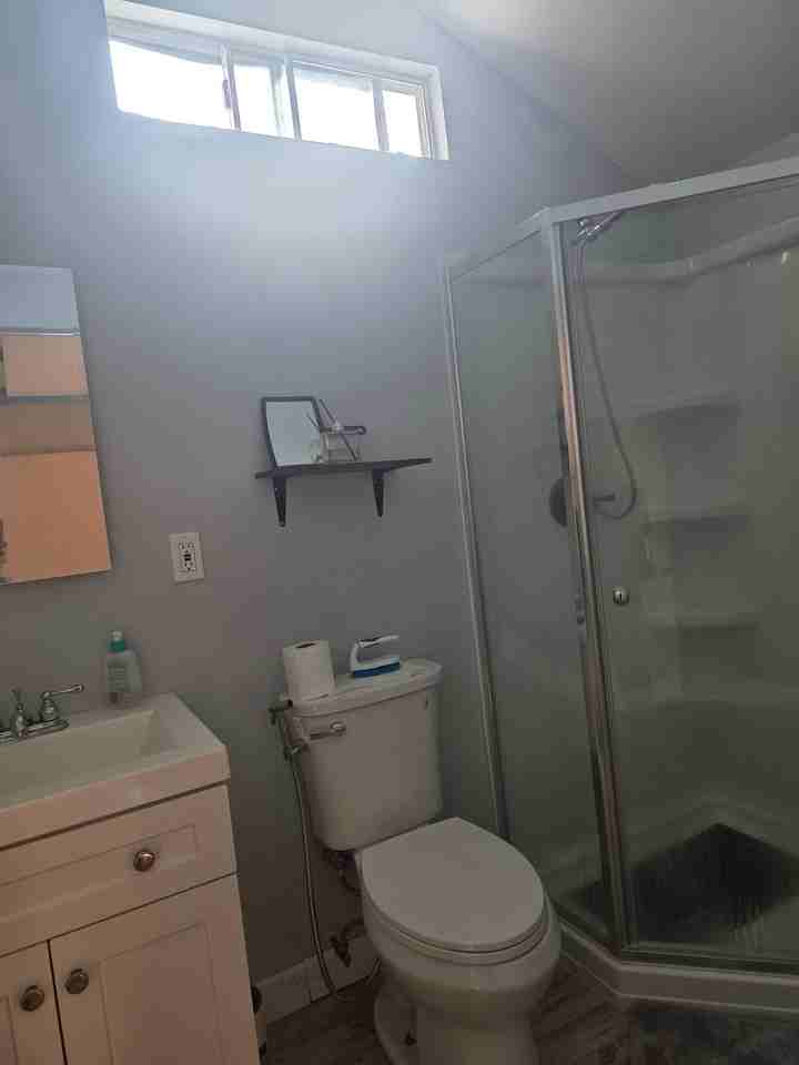 1748 Wellesley Ave #B - Photo 2 of 11