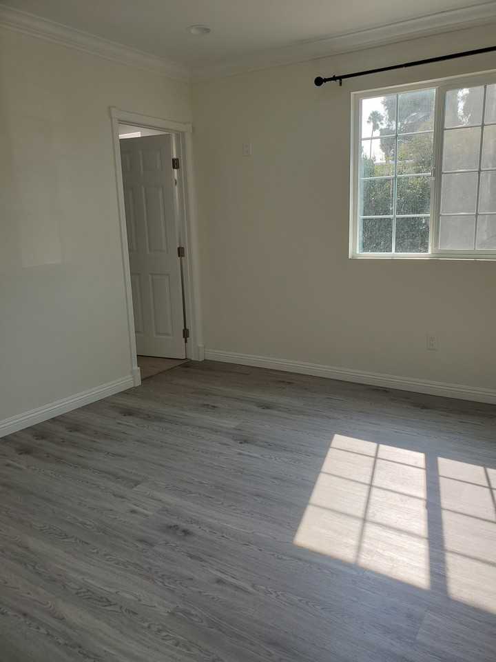 5306 Romaine St #5306 - Photo 5 of 20