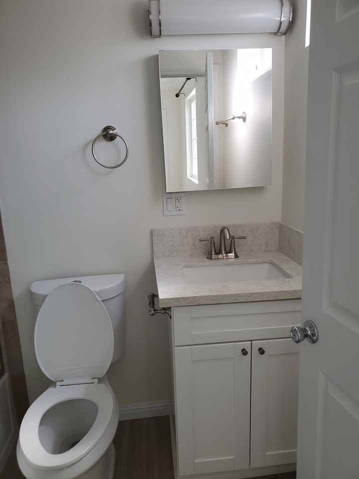 5306 Romaine St #5306 - Photo 7 of 20