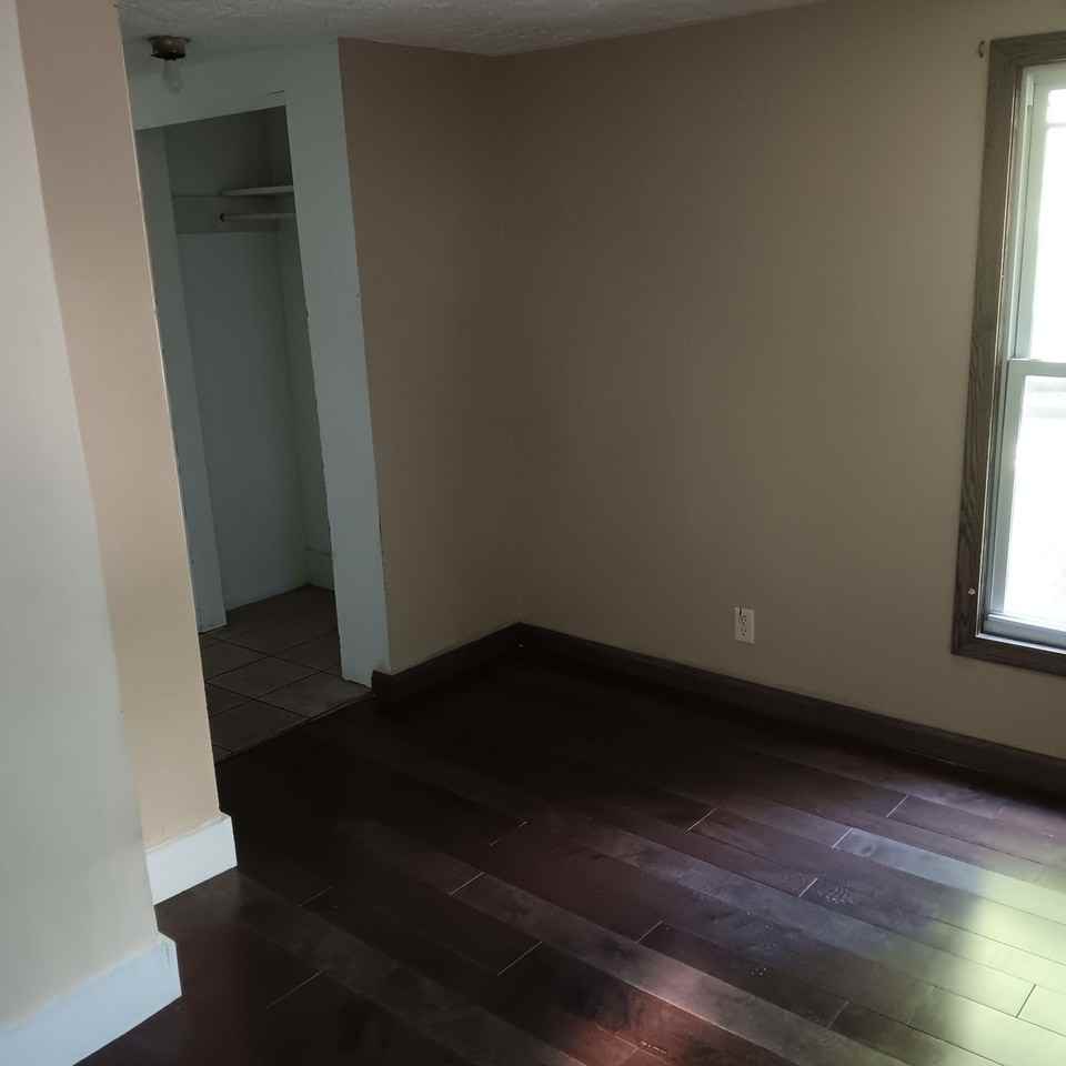 817 Walnut St #2 - Photo 2 of 5
