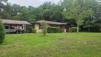 featured image of 18427 Nw 235th St