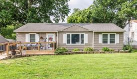 2217 Oakview Dr - Photo 1 of 1