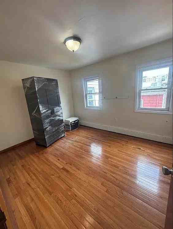67 Gore St #3FROOM - Photo 2 of 31