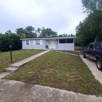 7102 Holiday Dr - Photo 1 of 1