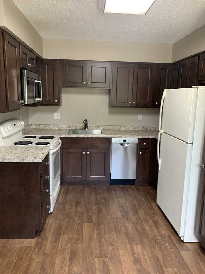 3090 N Grandview Ave #8 - Photo 6 of 12