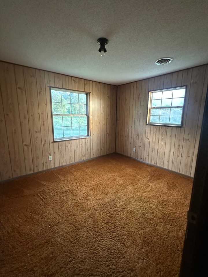 825 Mcdaniel Rd - Photo 6 of 9