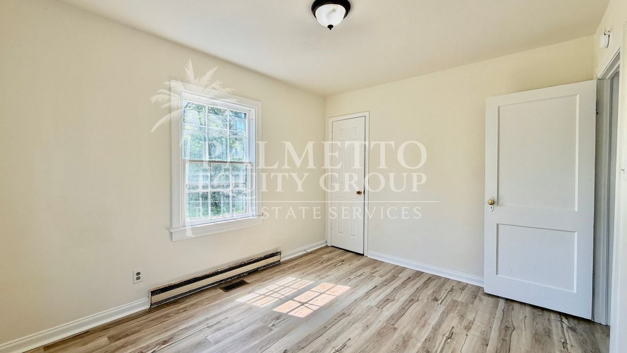 1512 Andover Ave - Photo 7 of 11