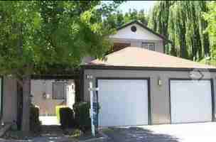 featured image of 800 Chadwick Ln