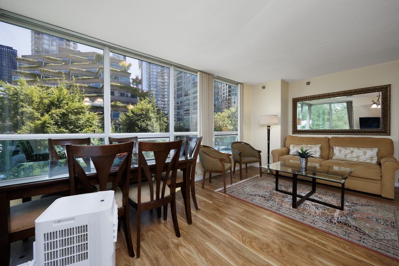 555 Jervis Street #304 - Photo 3 of 18