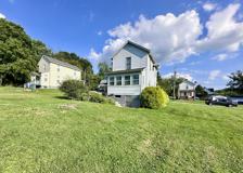 1413 Laurel Pl #NA - Photo 1 of 1