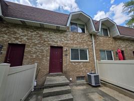 featured image of 208 Northwest Ave #C