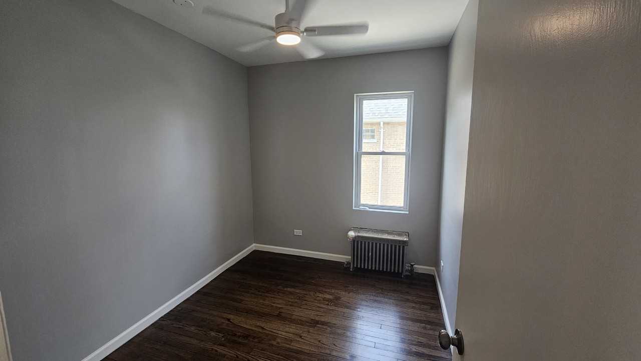 4615 S Komensky Ave #1 - Photo 4 of 9