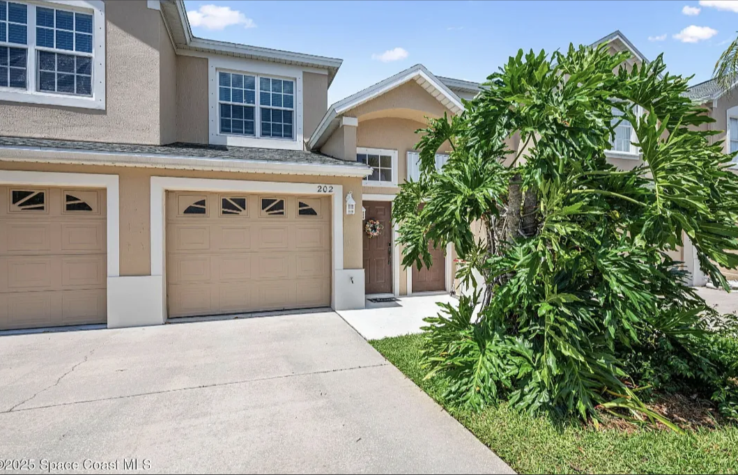 500 Trotter Ln #202