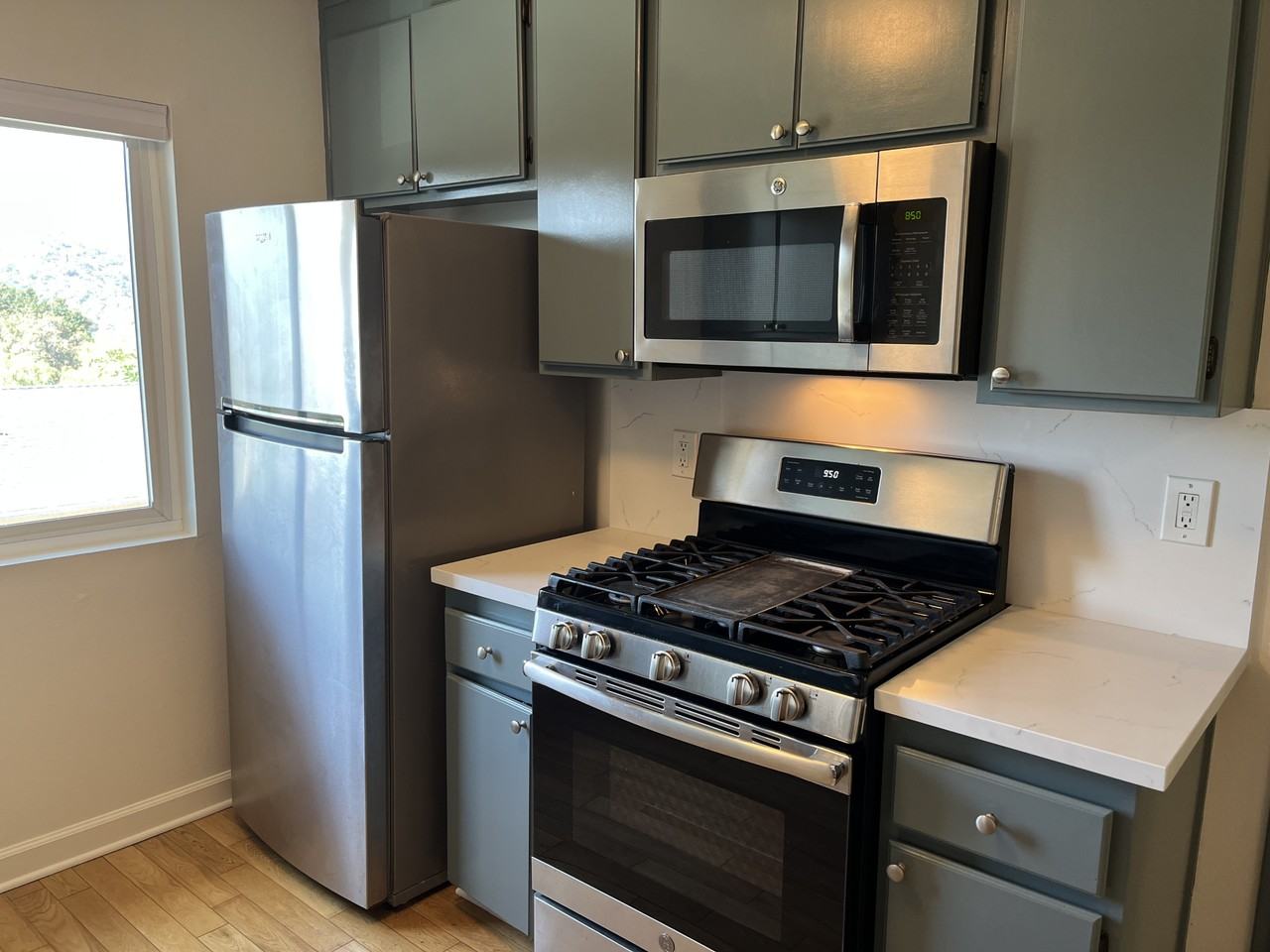 420 Hardison Way #7 - Photo 3 of 7