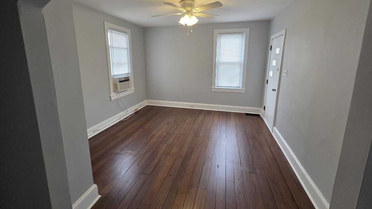 146 E 2nd St #2 - Photo 7 of 20