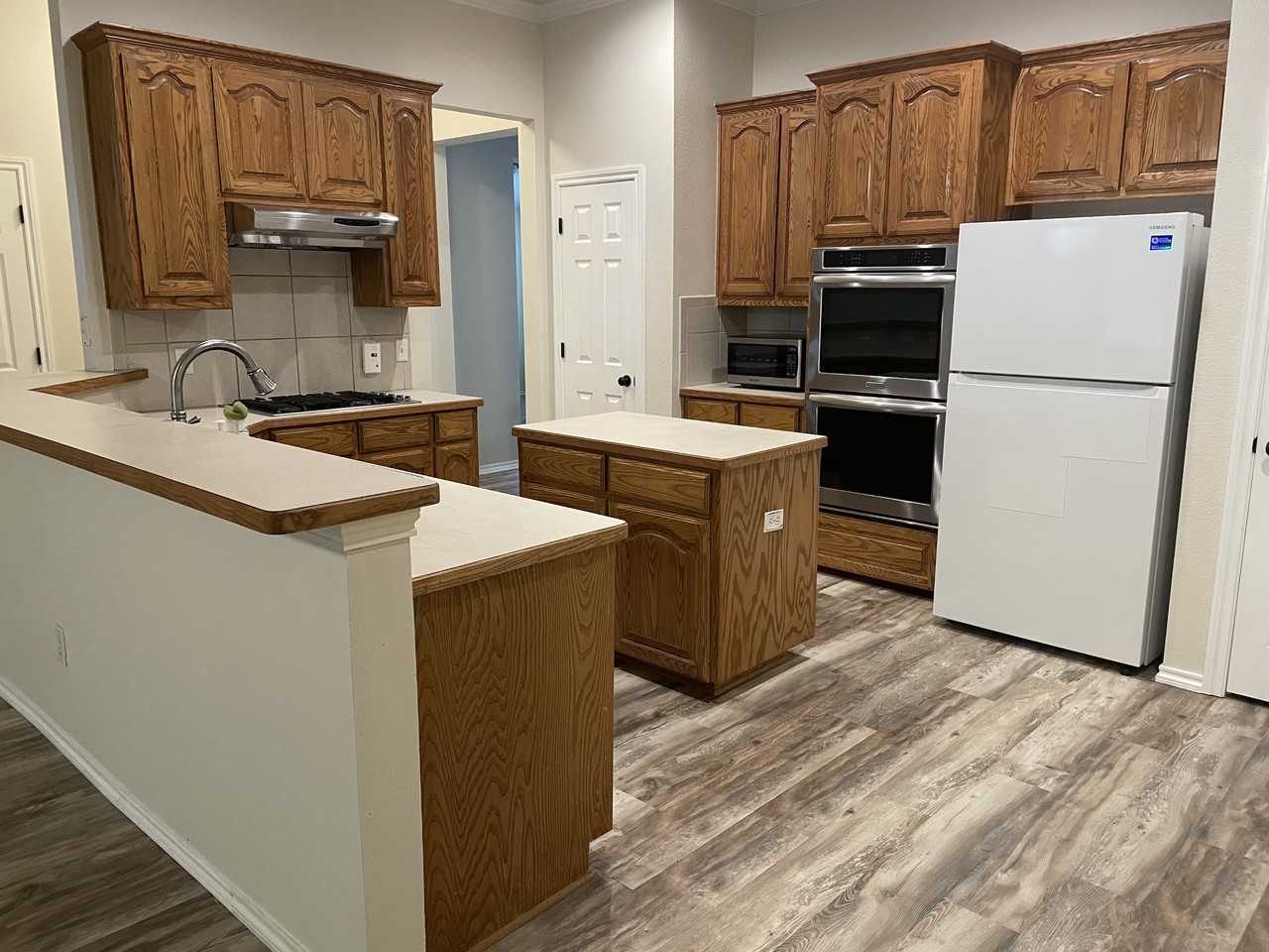 2724 Flint Rock Dr #NA - Photo 3 of 14