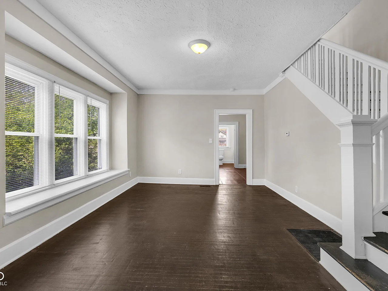 3017 Broadway St #NA - Photo 7 of 26