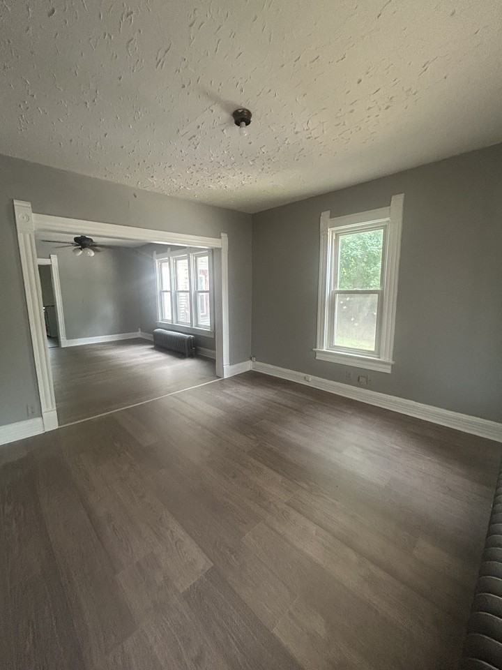 1302 68th St #NA - Photo 4 of 13