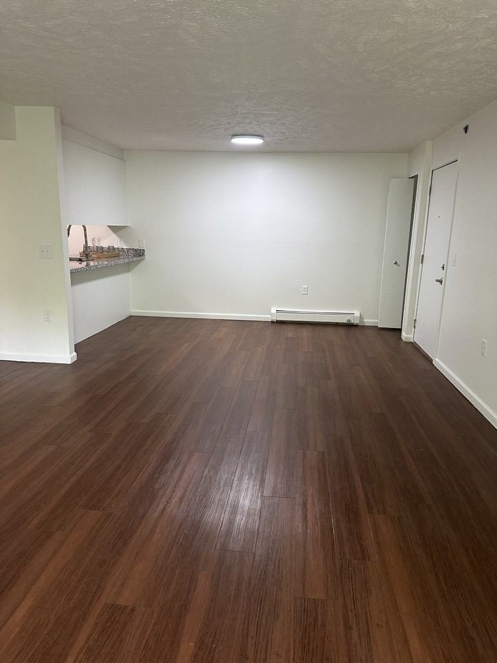 1179 S Latson Rd #1179-8 - Photo 5 of 19