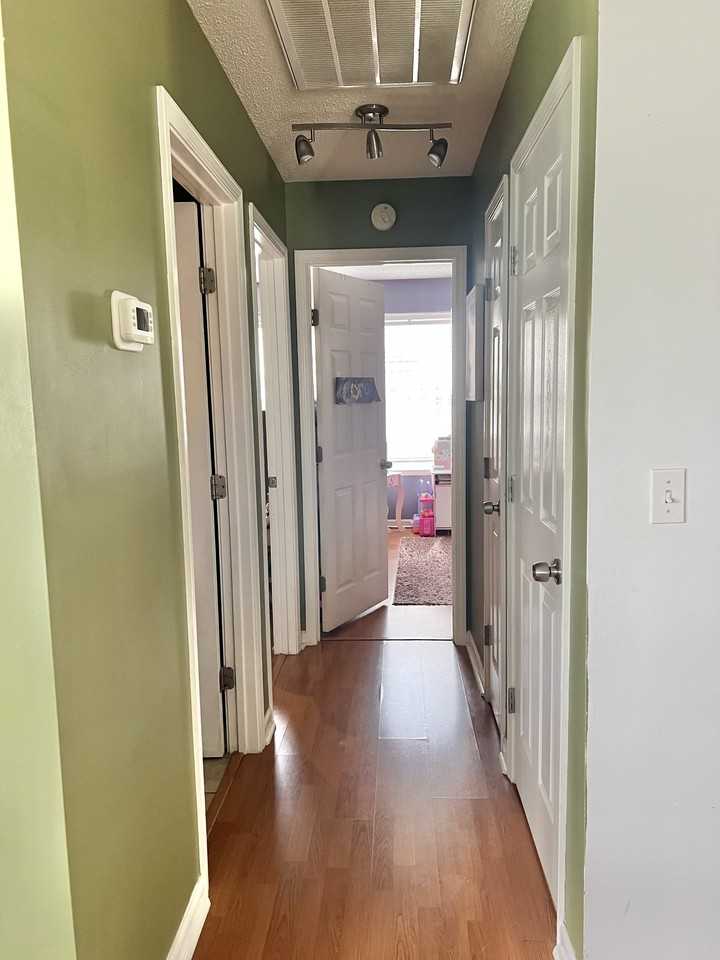 522 Foxfield Ct #NA - Photo 4 of 16