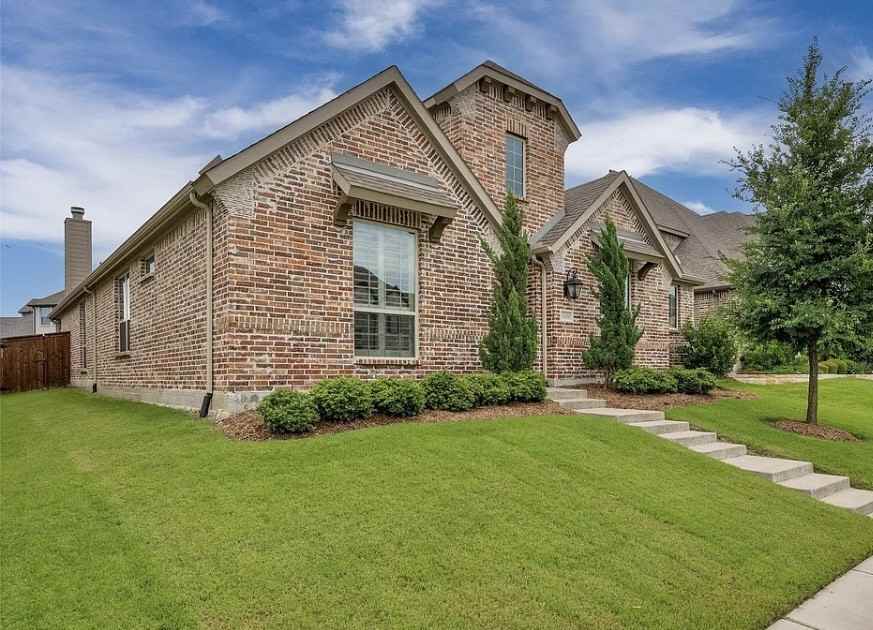 14044 Falcon Ranch Dr #NA - Photo 2 of 25