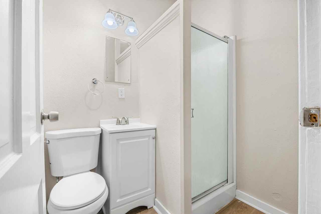 Robinson Heights - Photo 4 of 10
