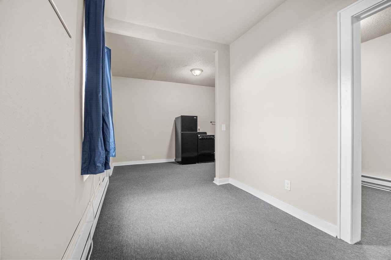 Robinson Heights - Photo 6 of 10