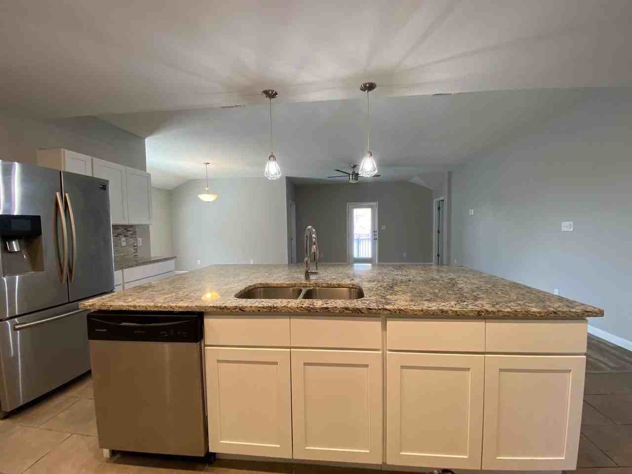 6571 Beech Trail Dr - Photo 7 of 36