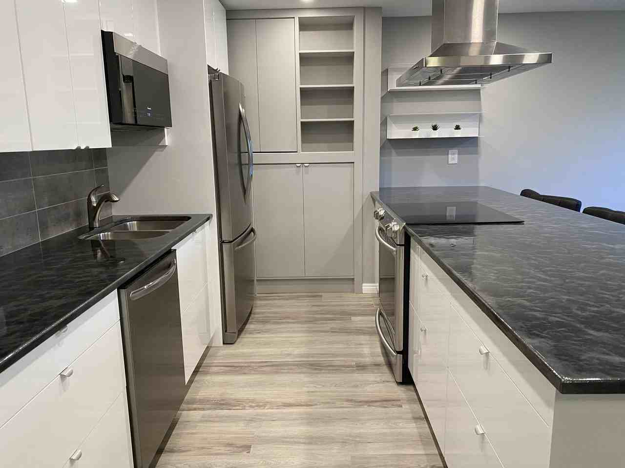 1443 Morley Blvd - Photo 2 of 13