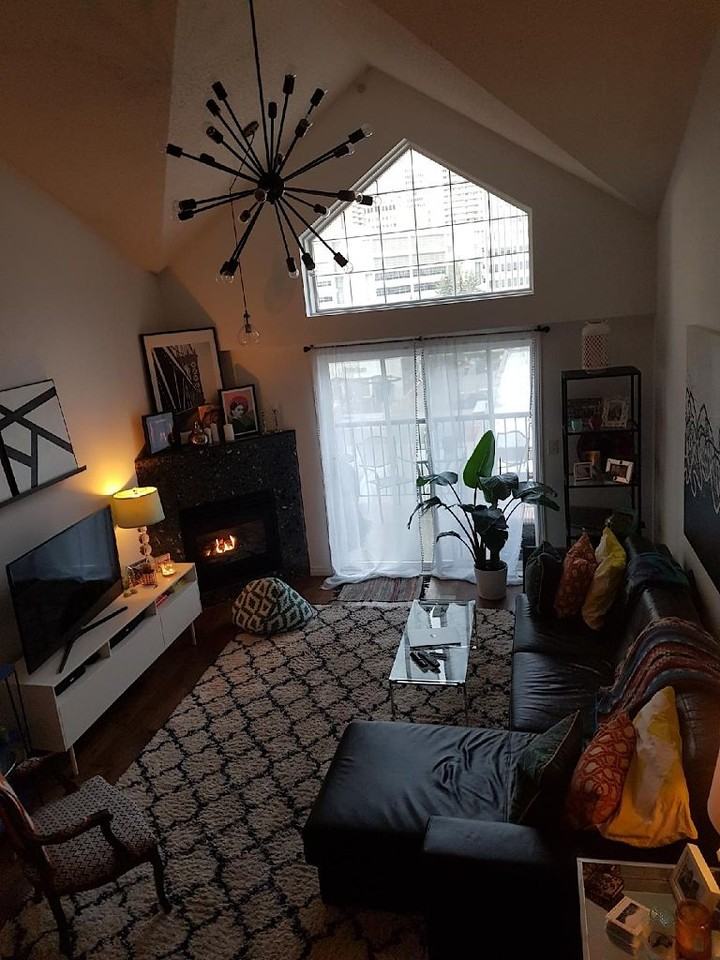 126 14 Ave Sw - Photo 6 of 17