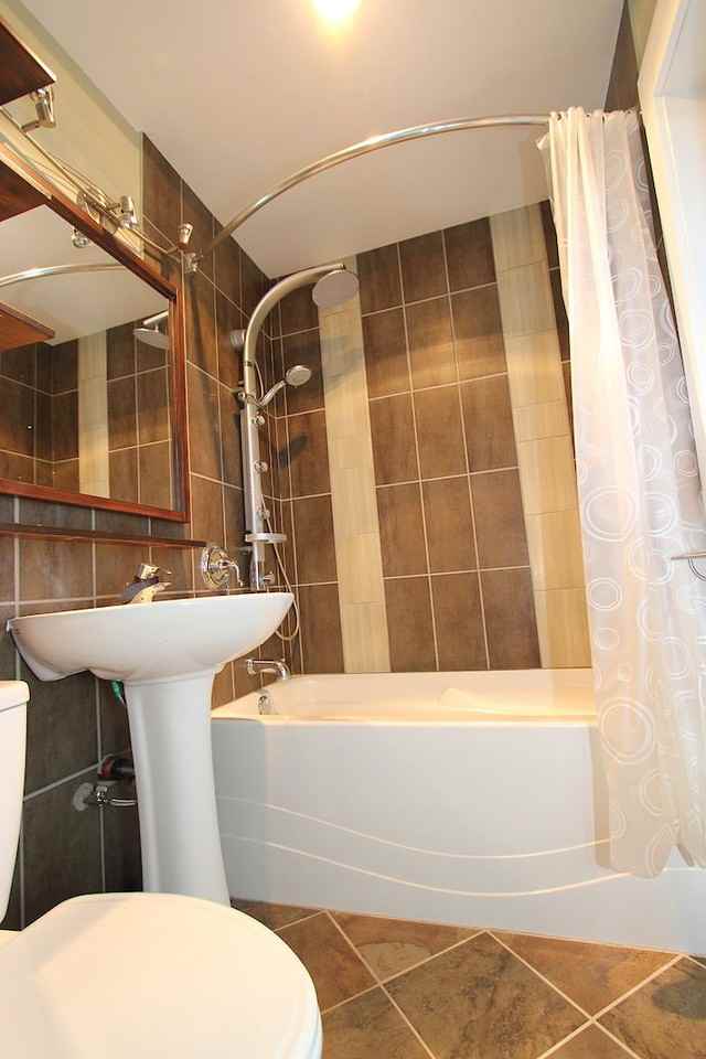 1054 Regal Cres Ne - Photo 5 of 31