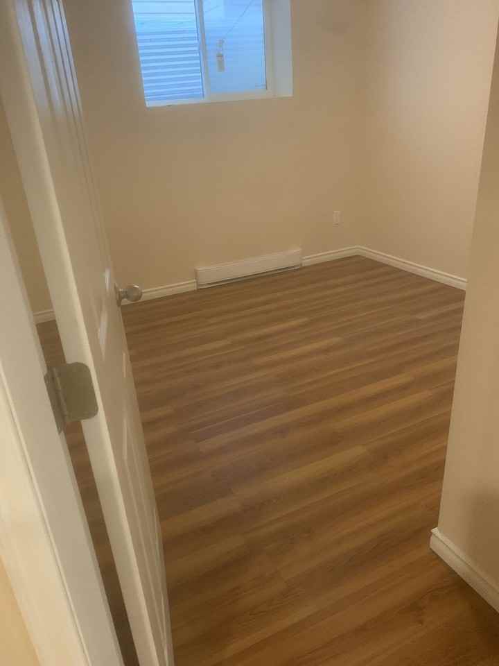 Skyview Shores Cres - Photo 5 of 10