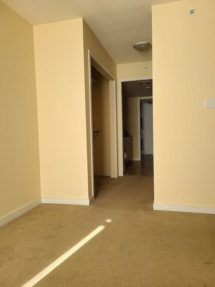 1108 The Marquis - Photo 3 of 14