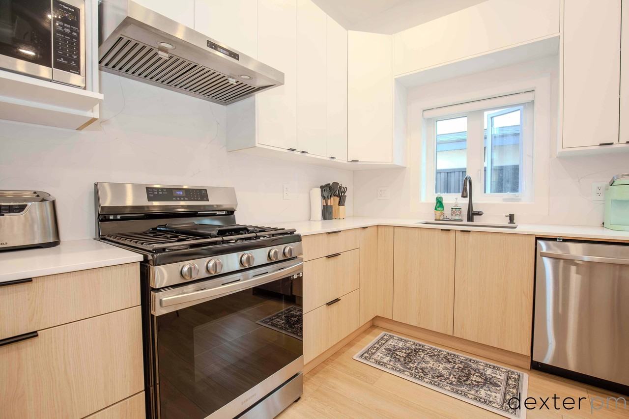 3420 East 47th Avenue #3 - Photo 4 of 13
