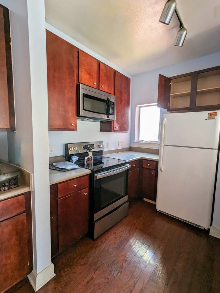 1901 Crossing Place #2203 - Photo 2 of 10