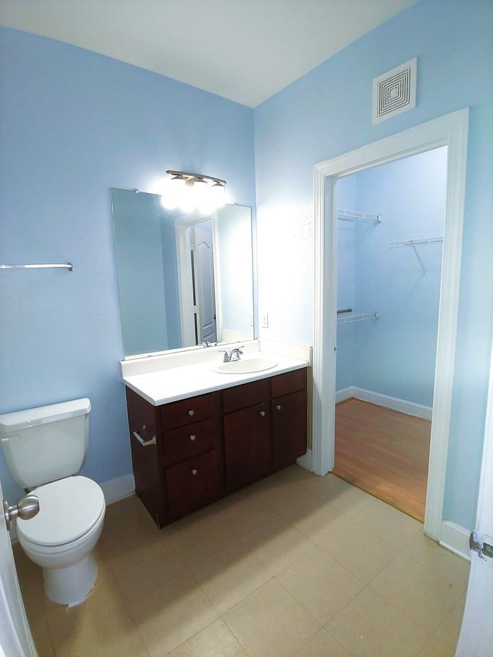 1901 Crossing Place #2203 - Photo 6 of 10