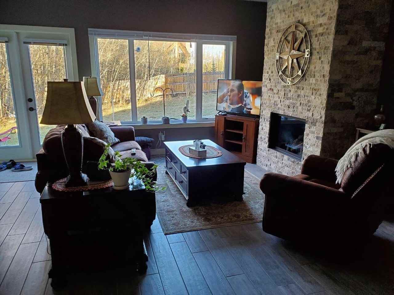 15 Bearspaw Way - Photo 2 of 11