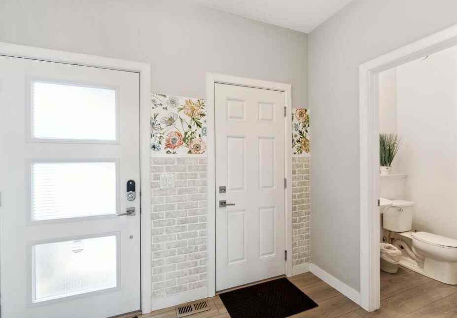 22620 96 Ave Nw - Photo 2 of 29
